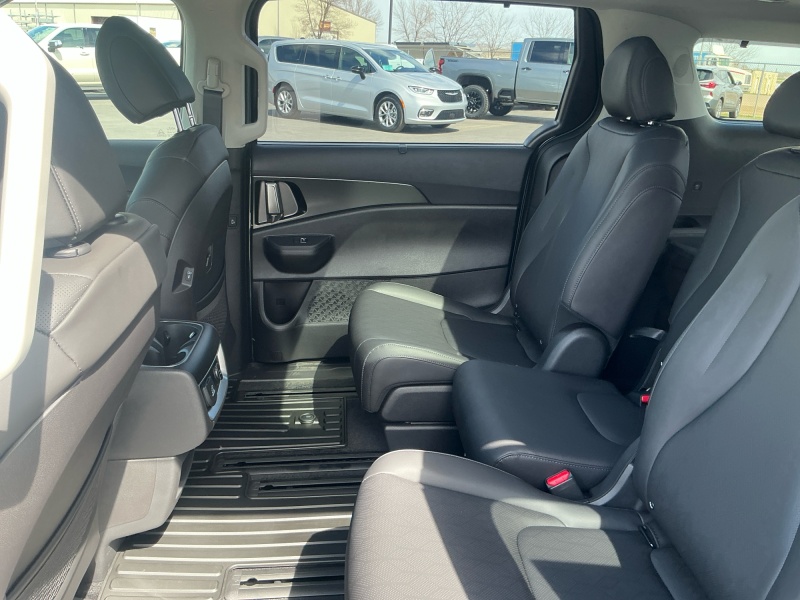 2026 Kia Carnival Hybrid