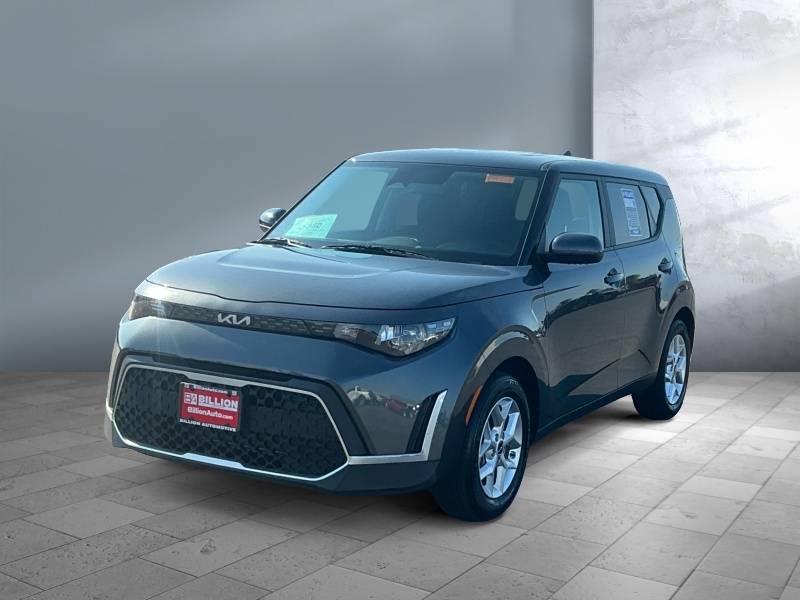 Used 2023 Kia Soul LX Cars