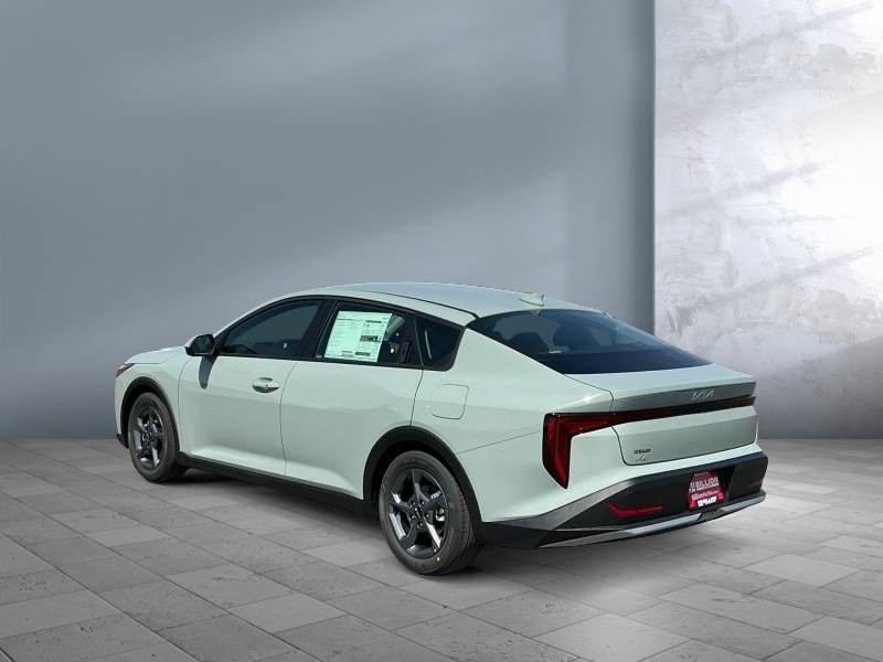 2026 Kia K4