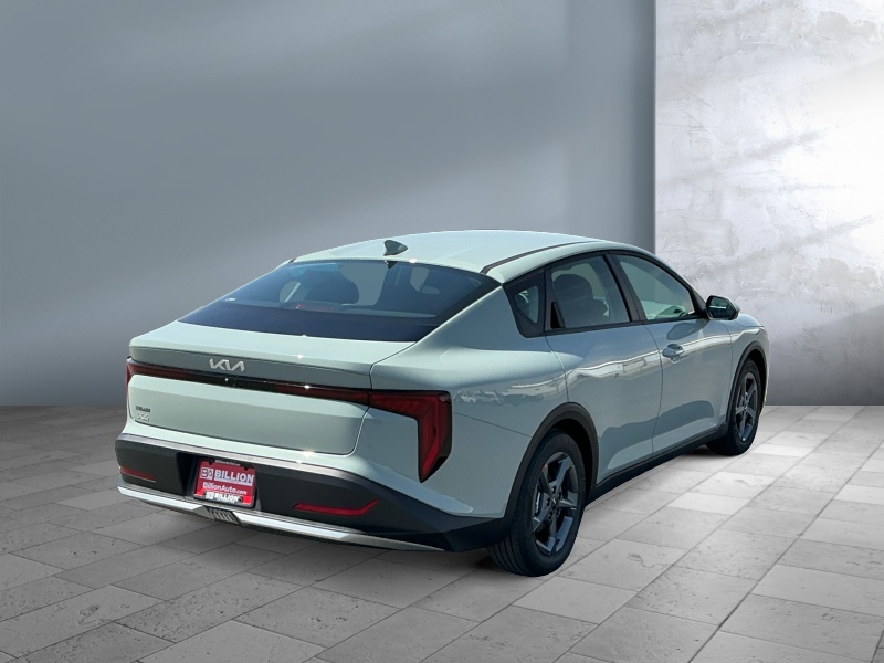 2026 Kia K4