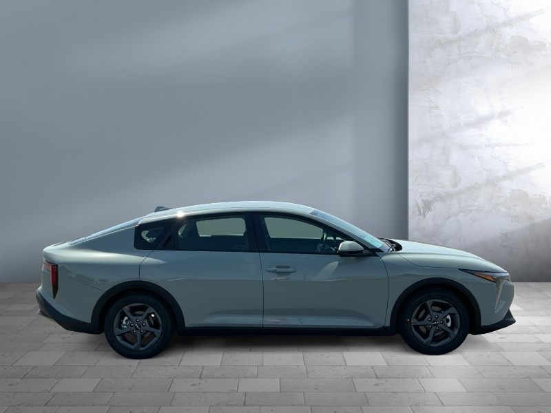 2026 Kia K4