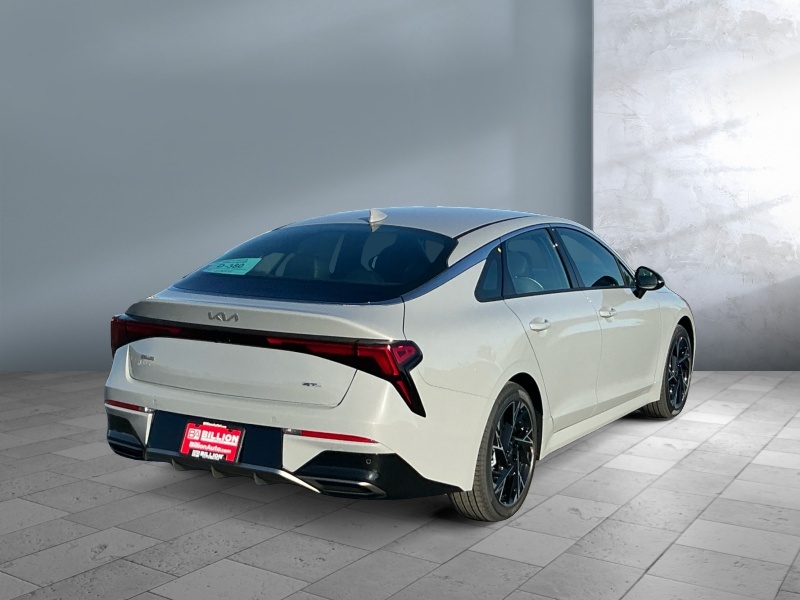 2026 Kia K5