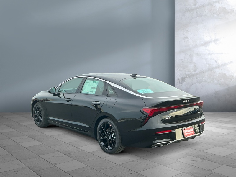 2026 Kia K5