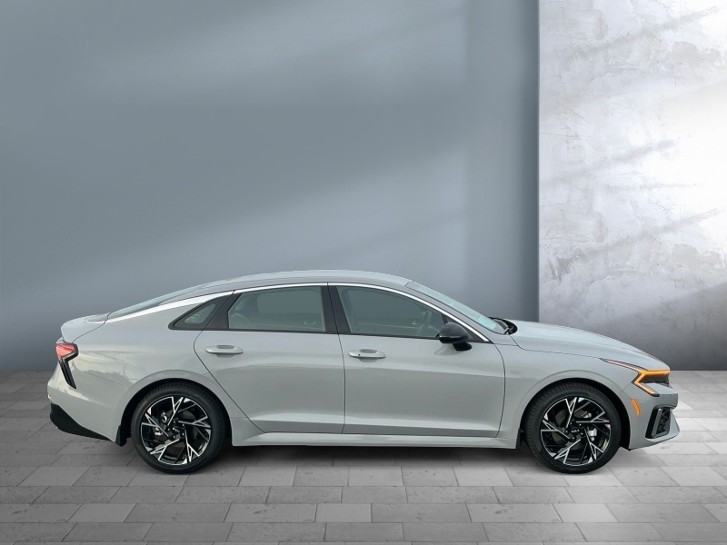 2026 Kia K5