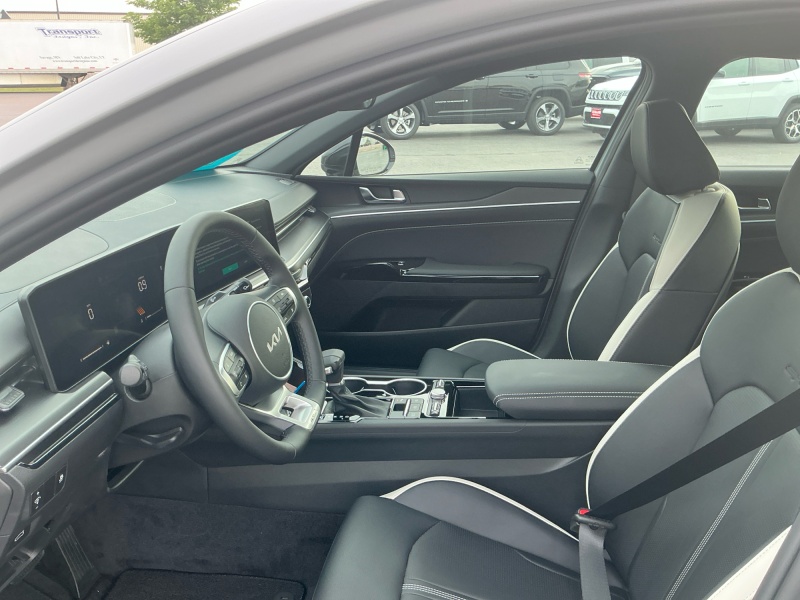 2026 Kia K5