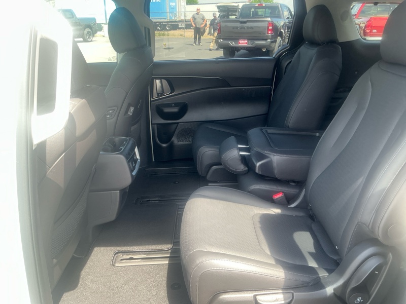 2026 Kia Carnival Hybrid