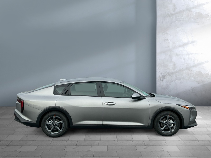 2026 Kia K4