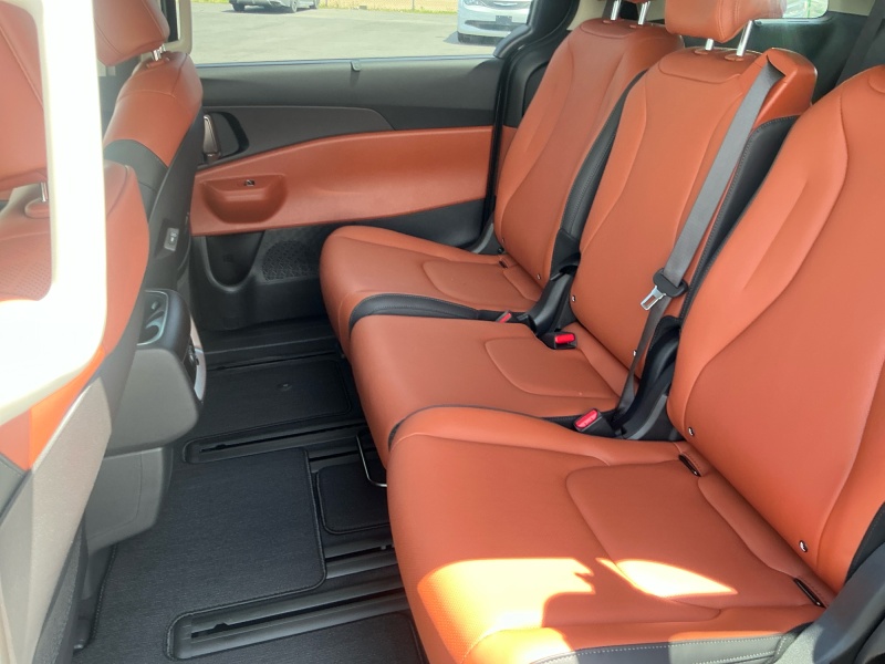 2026 Kia Carnival Hybrid