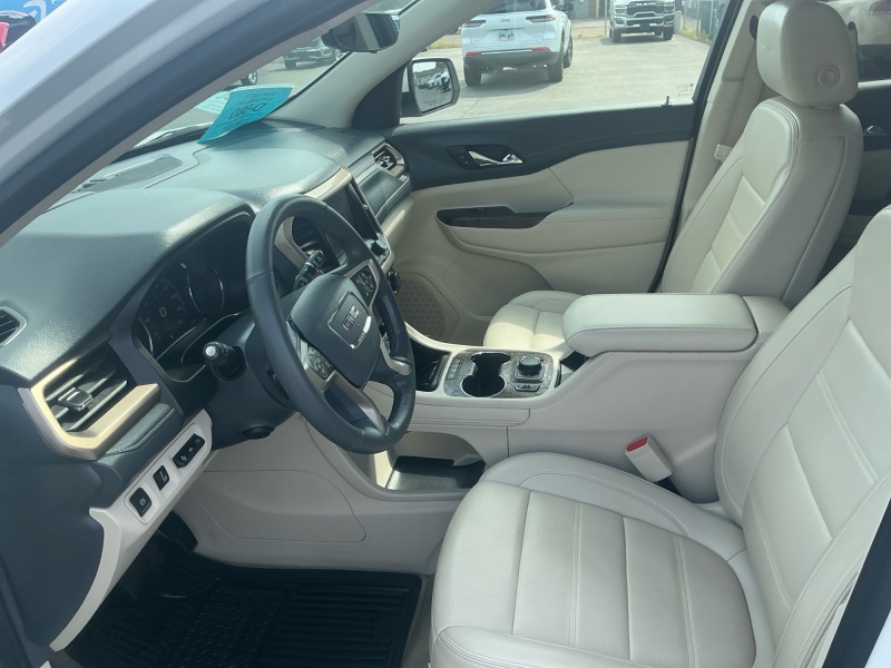 2023 GMC Acadia