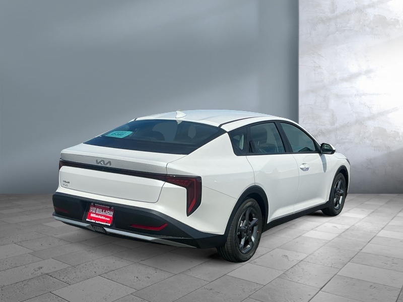 2026 Kia K4