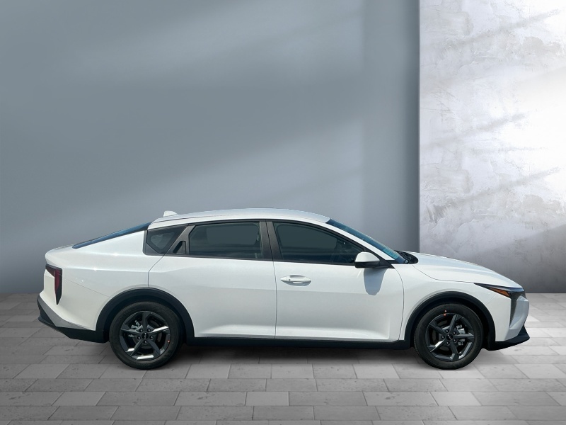 2026 Kia K4
