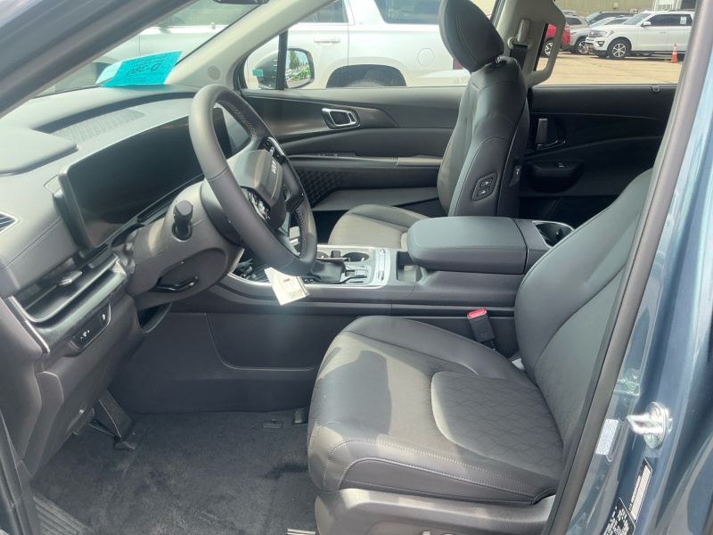 2027 Kia Carnival