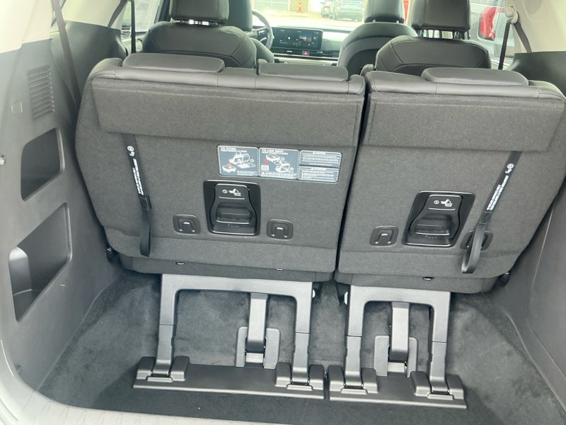 2027 Kia Carnival