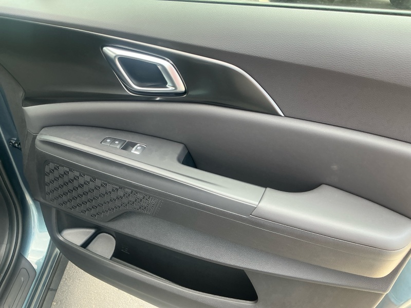 2027 Kia Carnival