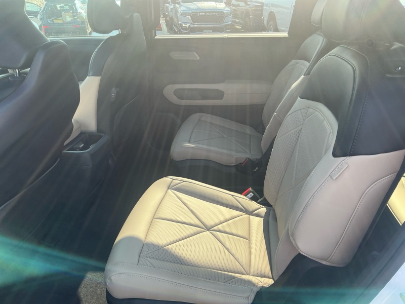 2027 Kia Telluride Hybrid