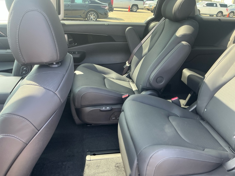 2027 Kia Carnival Hybrid