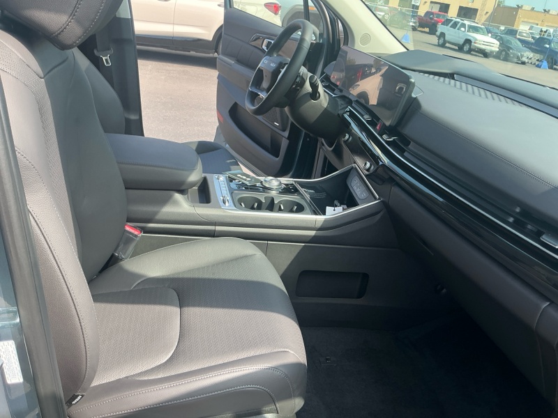 2027 Kia Carnival Hybrid