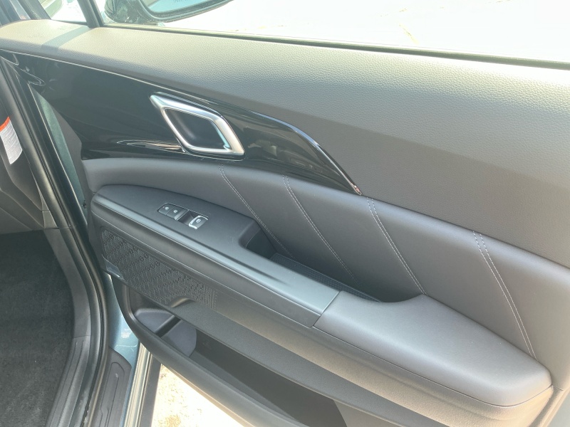 2027 Kia Carnival Hybrid