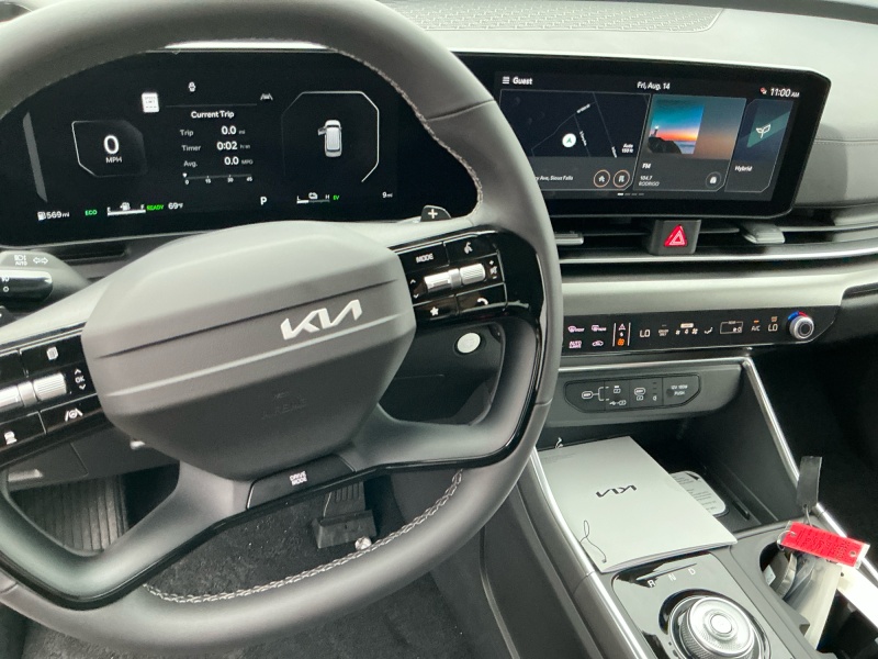 2027 Kia Carnival Hybrid