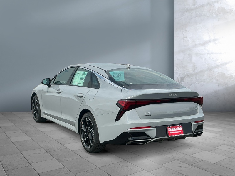 2026 Kia K5