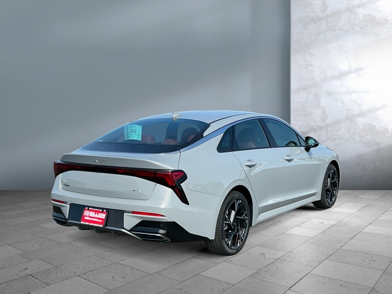 2026 Kia K5