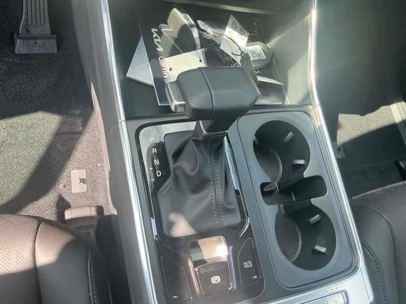 2027 Kia Carnival