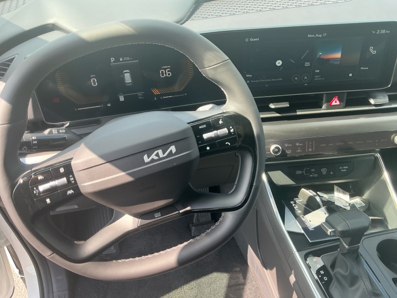 2027 Kia Carnival