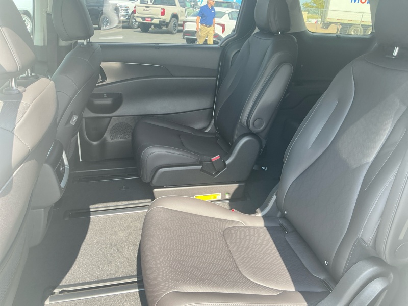2027 Kia Carnival