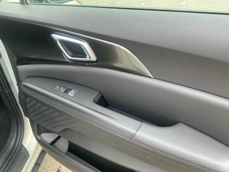 2027 Kia Carnival Hybrid