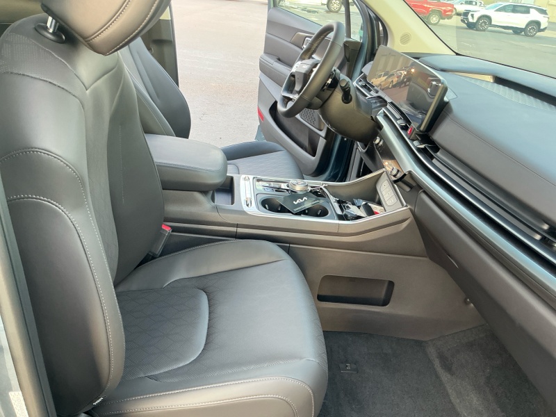 2027 Kia Carnival Hybrid