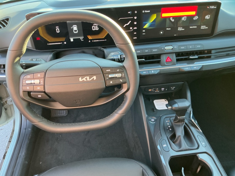 2026 Kia K4