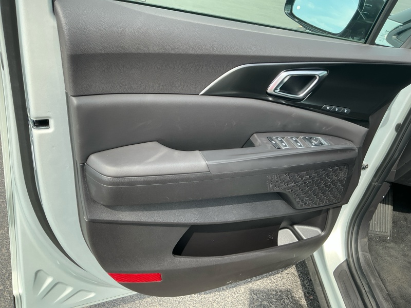 2027 Kia Carnival Hybrid