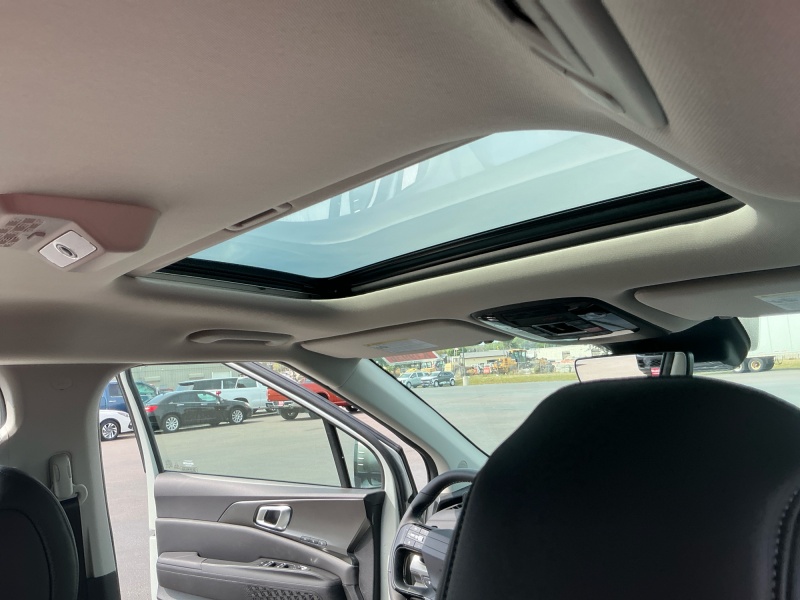 2027 Kia Carnival Hybrid
