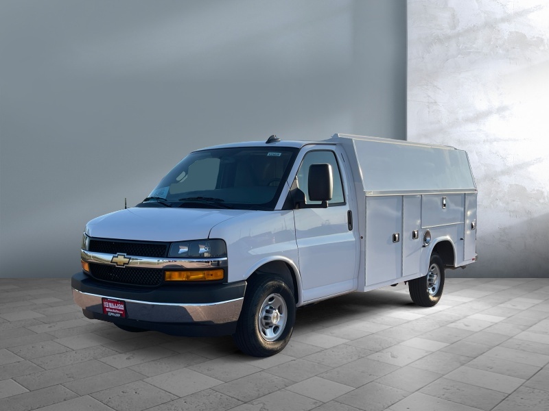 New 2024 Chevrolet Express Commercial Cutaway 3500 Van 139 Van