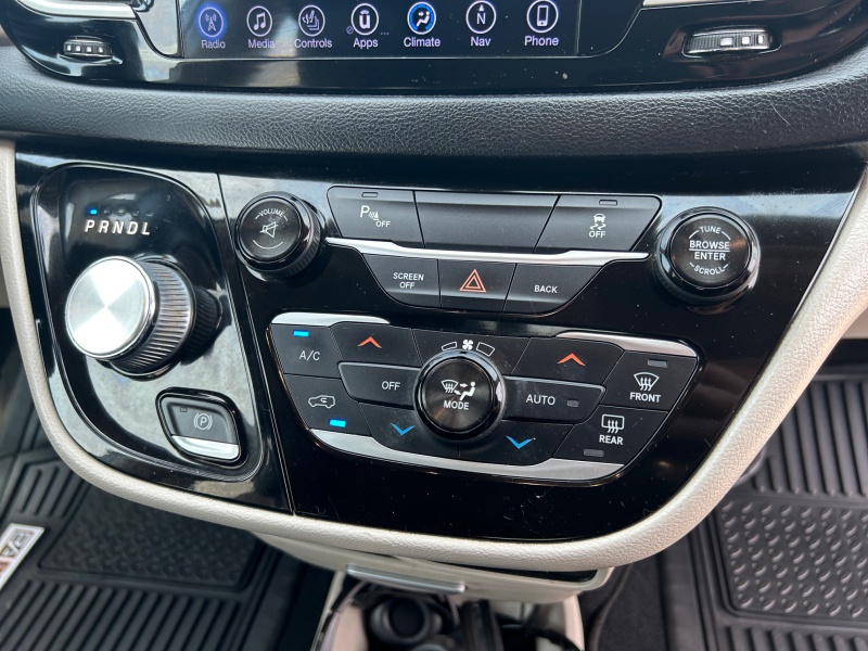 2017 Chrysler Pacifica