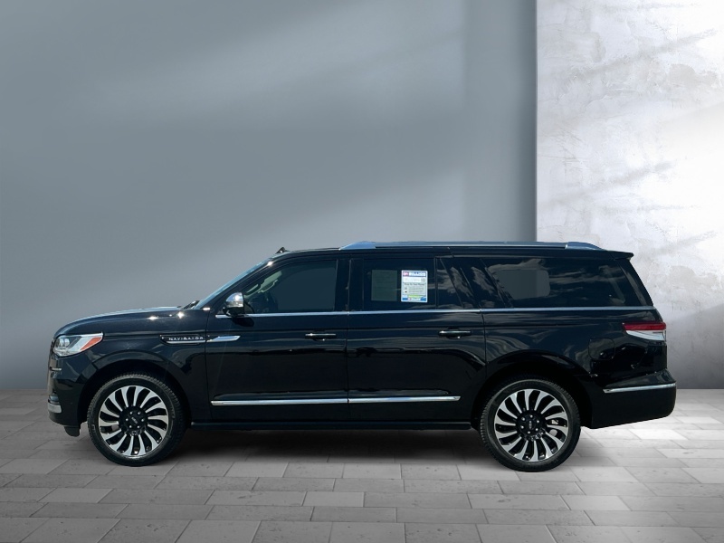 2023 Lincoln Navigator L