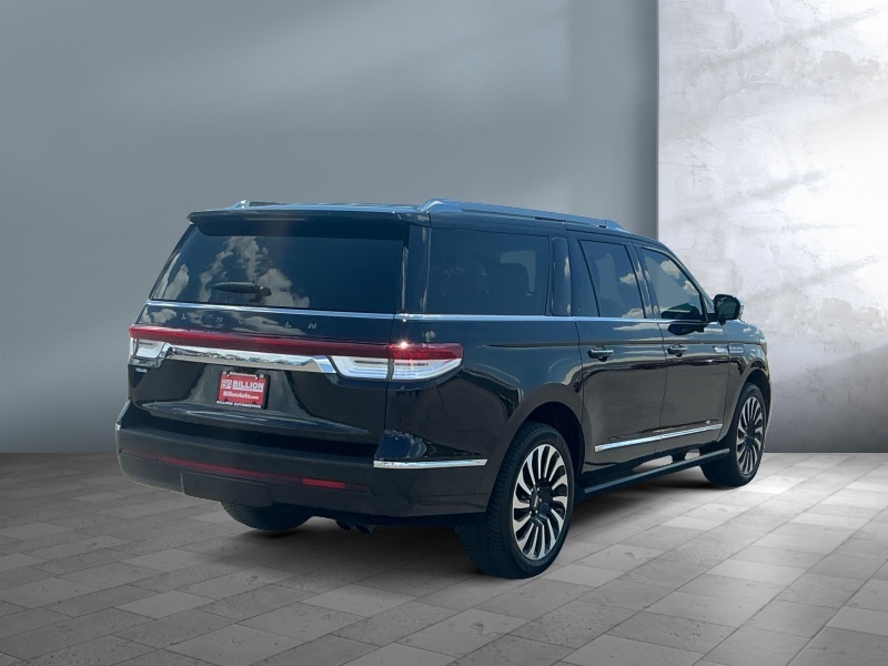 2023 Lincoln Navigator L
