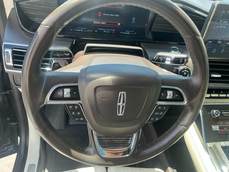 2023 Lincoln Navigator L
