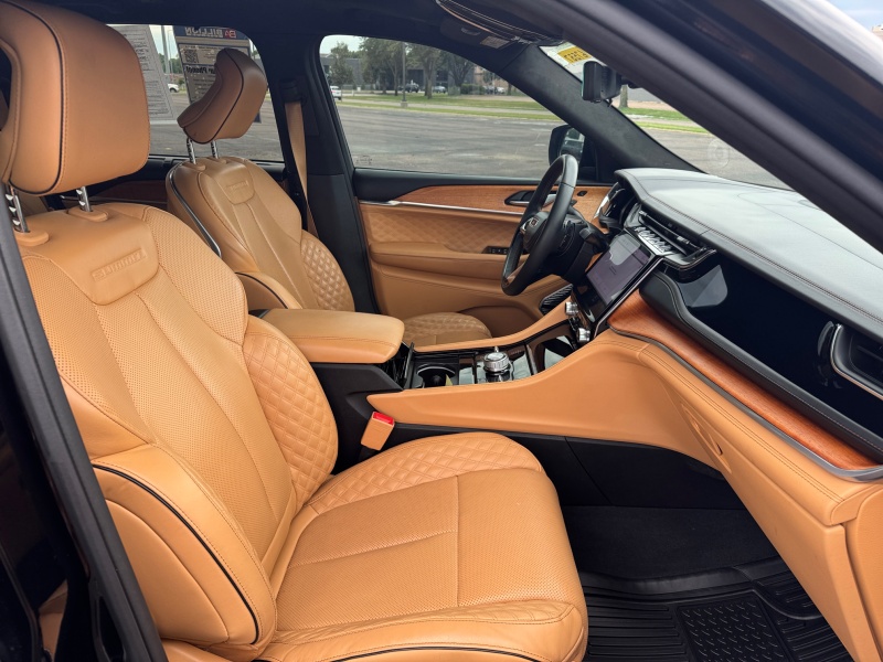 2022 Jeep Grand Cherokee