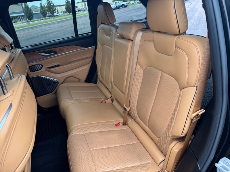 2022 Jeep Grand Cherokee