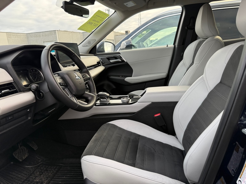 2025 Mitsubishi Outlander