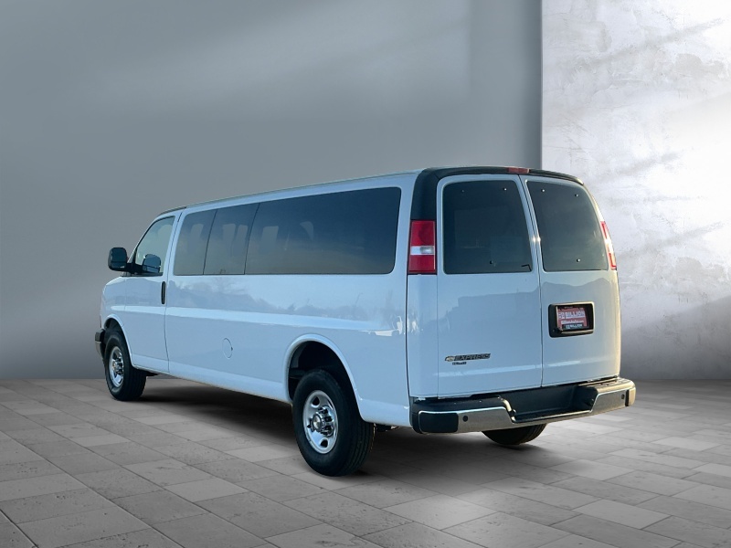 2024 Chevrolet Express Passenger