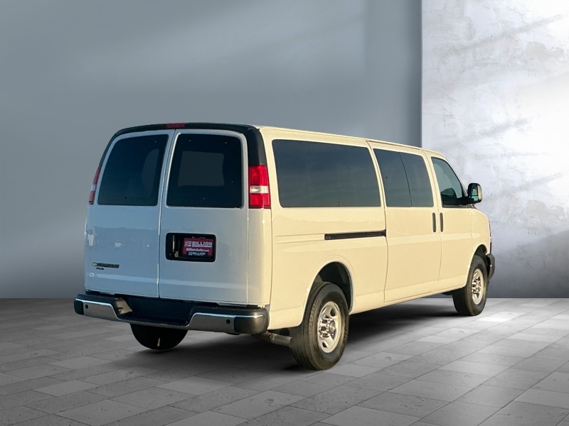 2024 Chevrolet Express Passenger