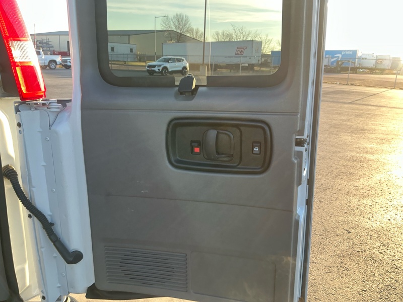 2024 Chevrolet Express Passenger