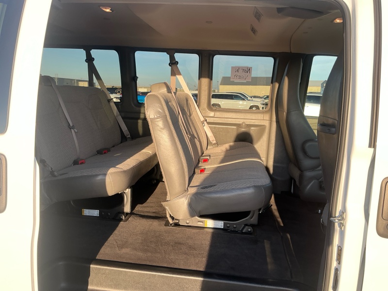 2024 Chevrolet Express Passenger