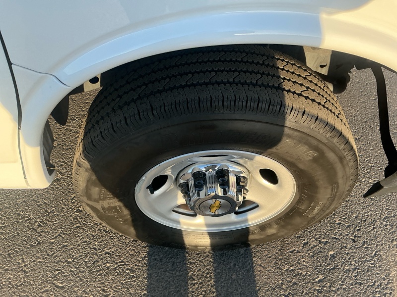 2024 Chevrolet Express Passenger