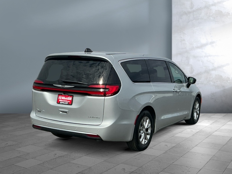 2026 Chrysler Pacifica