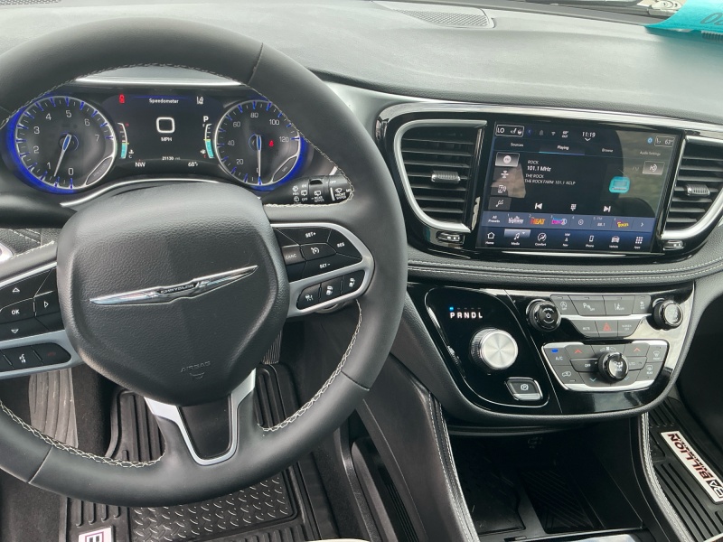 2026 Chrysler Pacifica