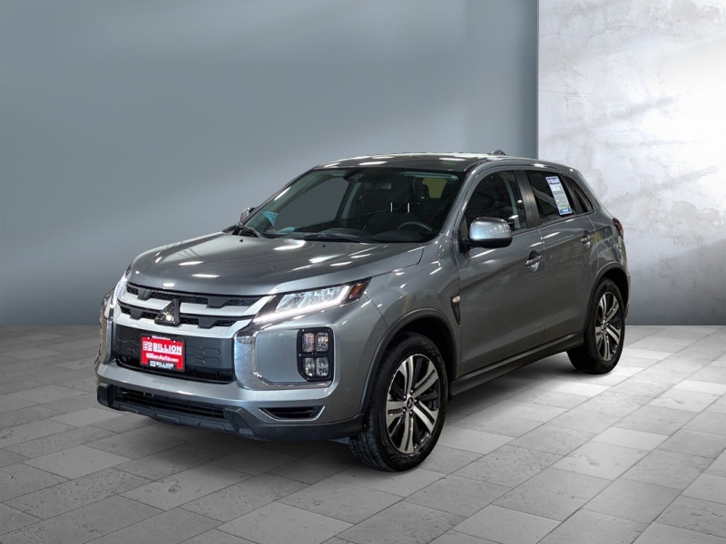 Used 2025 Mitsubishi Outlander Sport SE Crossovers