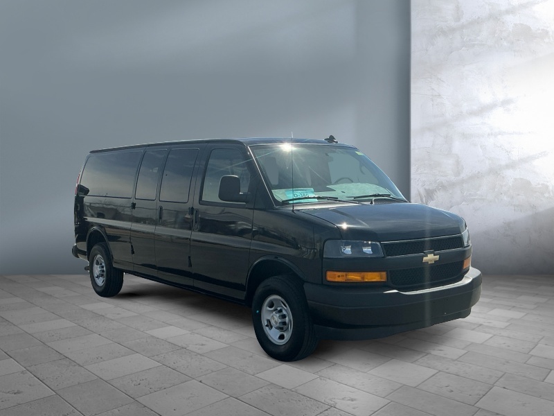 2025 Chevrolet Express Passenger